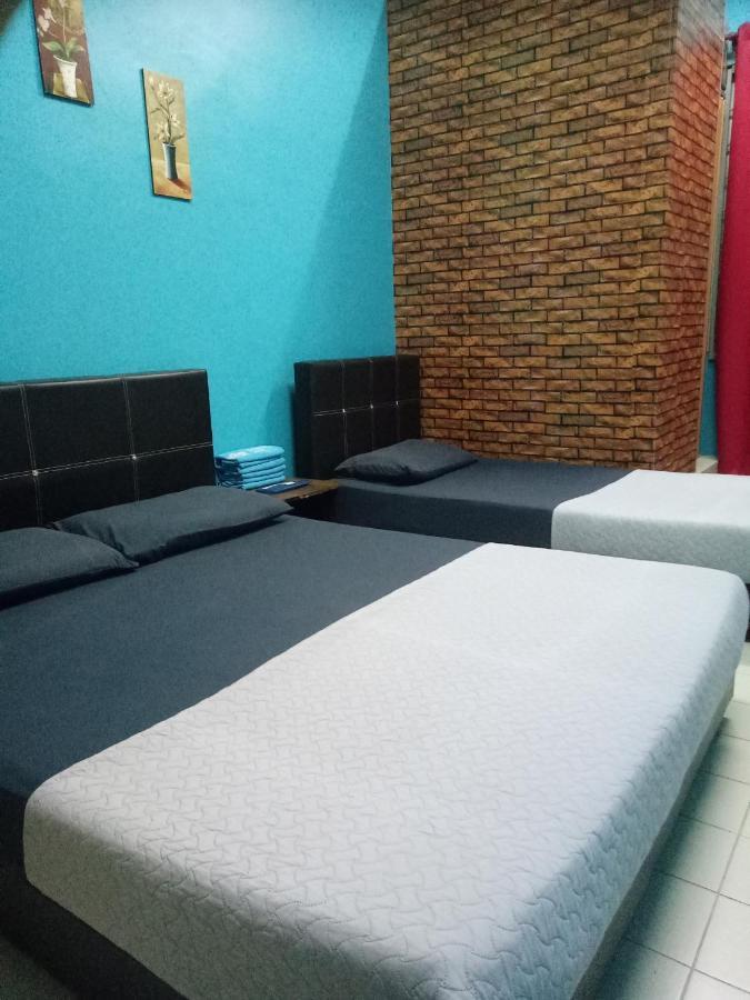 Kuala Besut Jetty Budget Hotel Ain - In Front Of Kuala Besut Jetty Exterior foto