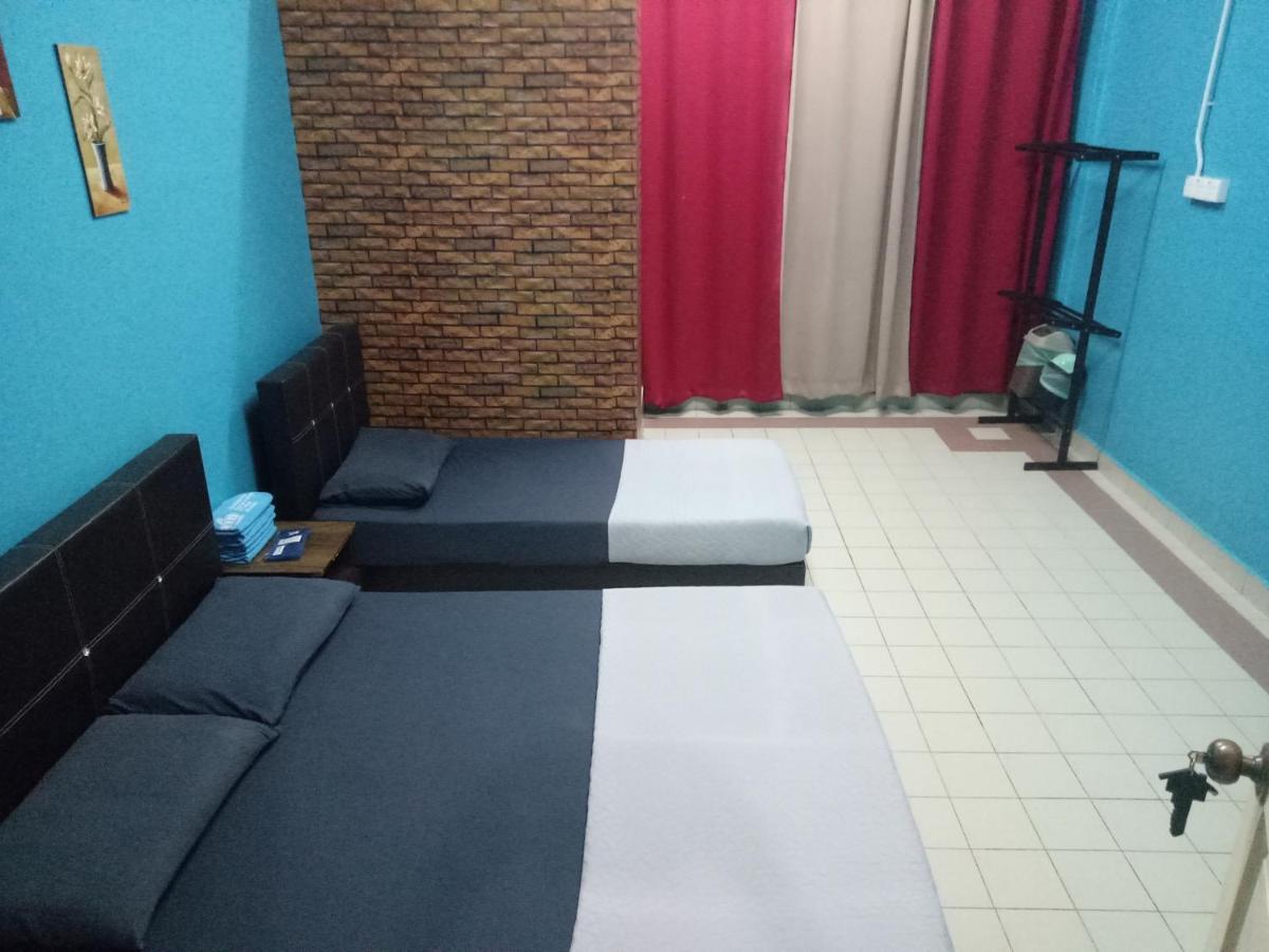 Kuala Besut Jetty Budget Hotel Ain - In Front Of Kuala Besut Jetty Exterior foto