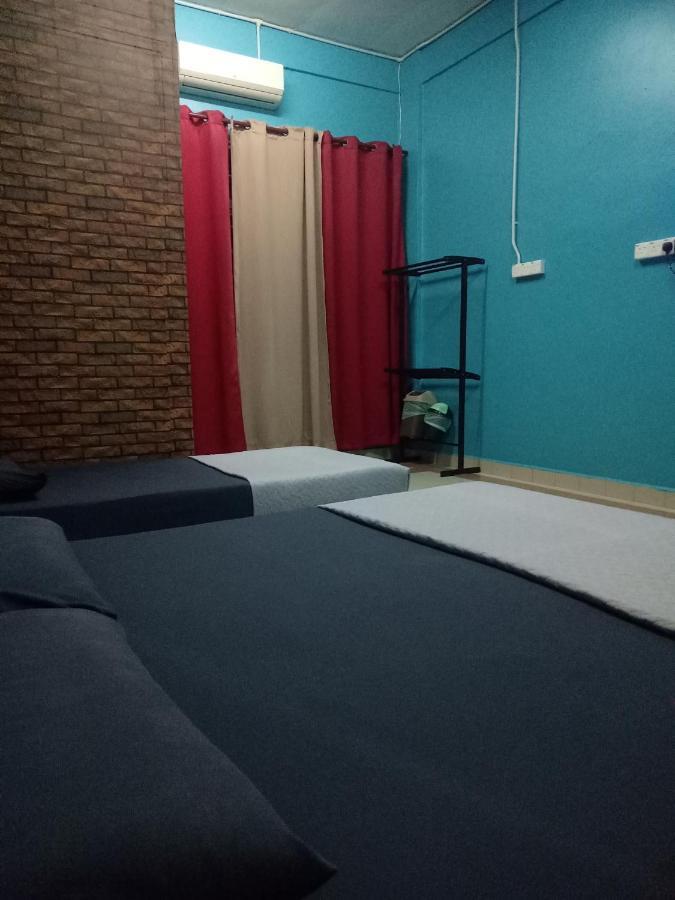 Kuala Besut Jetty Budget Hotel Ain - In Front Of Kuala Besut Jetty Exterior foto