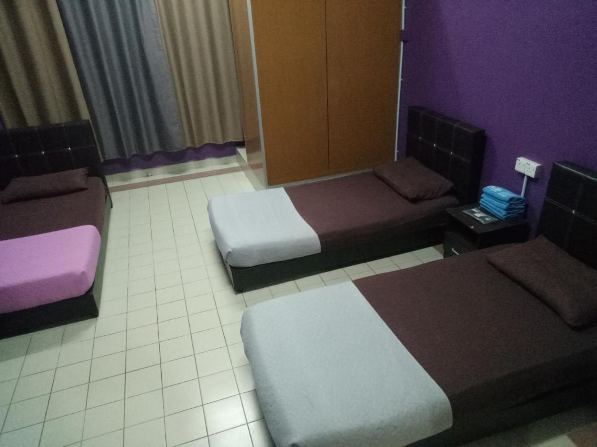 Kuala Besut Jetty Budget Hotel Ain - In Front Of Kuala Besut Jetty Exterior foto