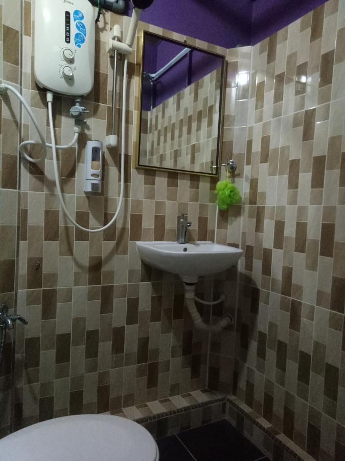 Kuala Besut Jetty Budget Hotel Ain - In Front Of Kuala Besut Jetty Exterior foto