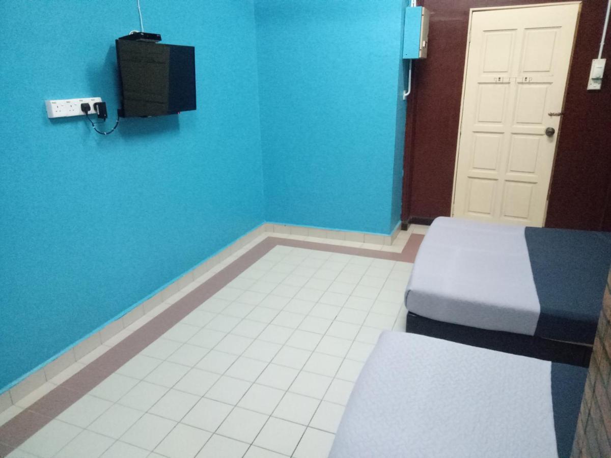 Kuala Besut Jetty Budget Hotel Ain - In Front Of Kuala Besut Jetty Exterior foto