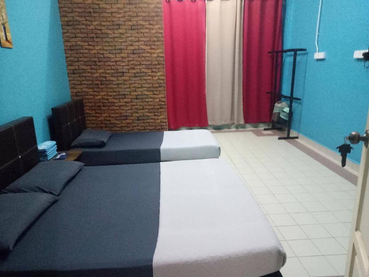 Kuala Besut Jetty Budget Hotel Ain - In Front Of Kuala Besut Jetty Exterior foto